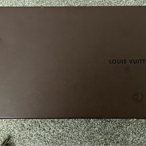 Super cute authentic Louis Vuitton size 37 with box and authenticity certificate - Picture 3 of 8